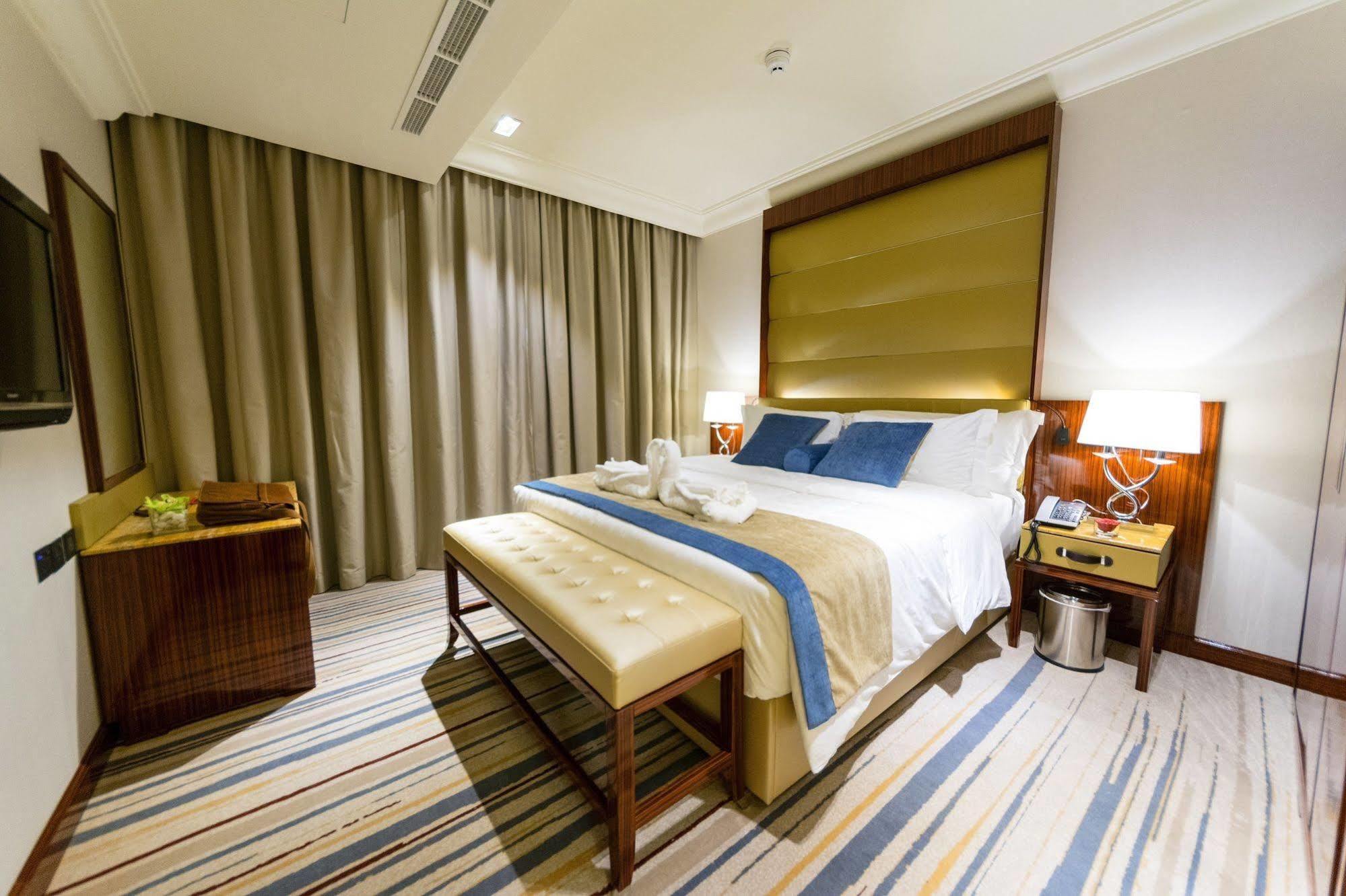 Ivory Inn Hotel Doha Qatar Eksteriør billede